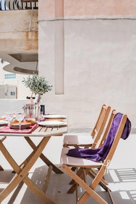 Authentic Seafront Experience Appartement Sliema