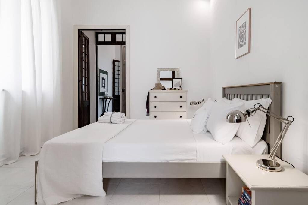 Authentic Seafront Experience * Sliema